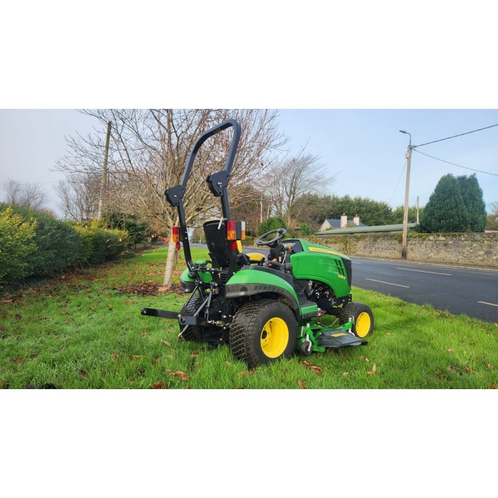 John Deere 1026R